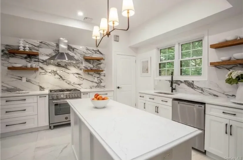 Kitchen cabinet inspiration photo 13