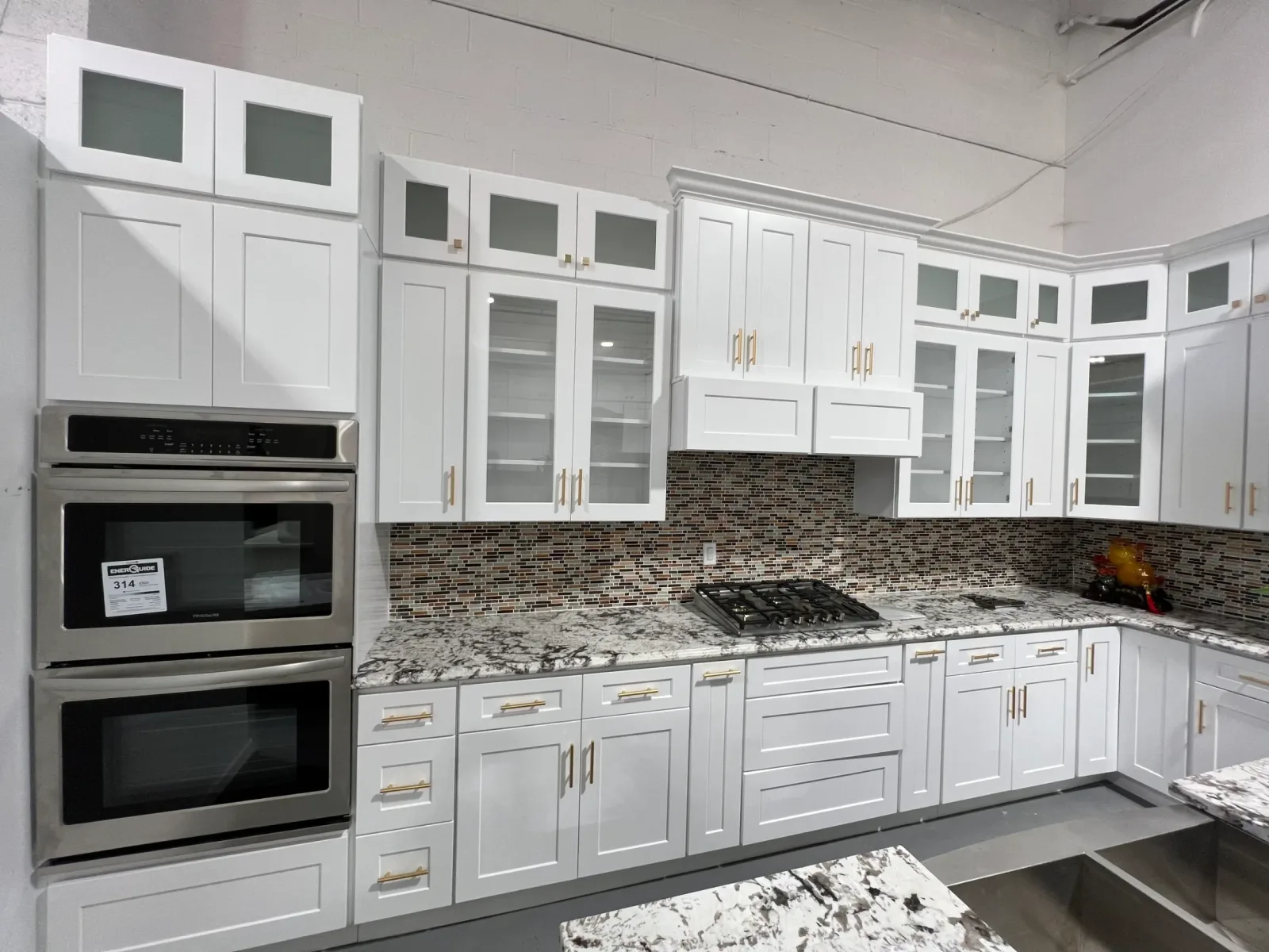 Kitchen cabinet inspiration photo 15