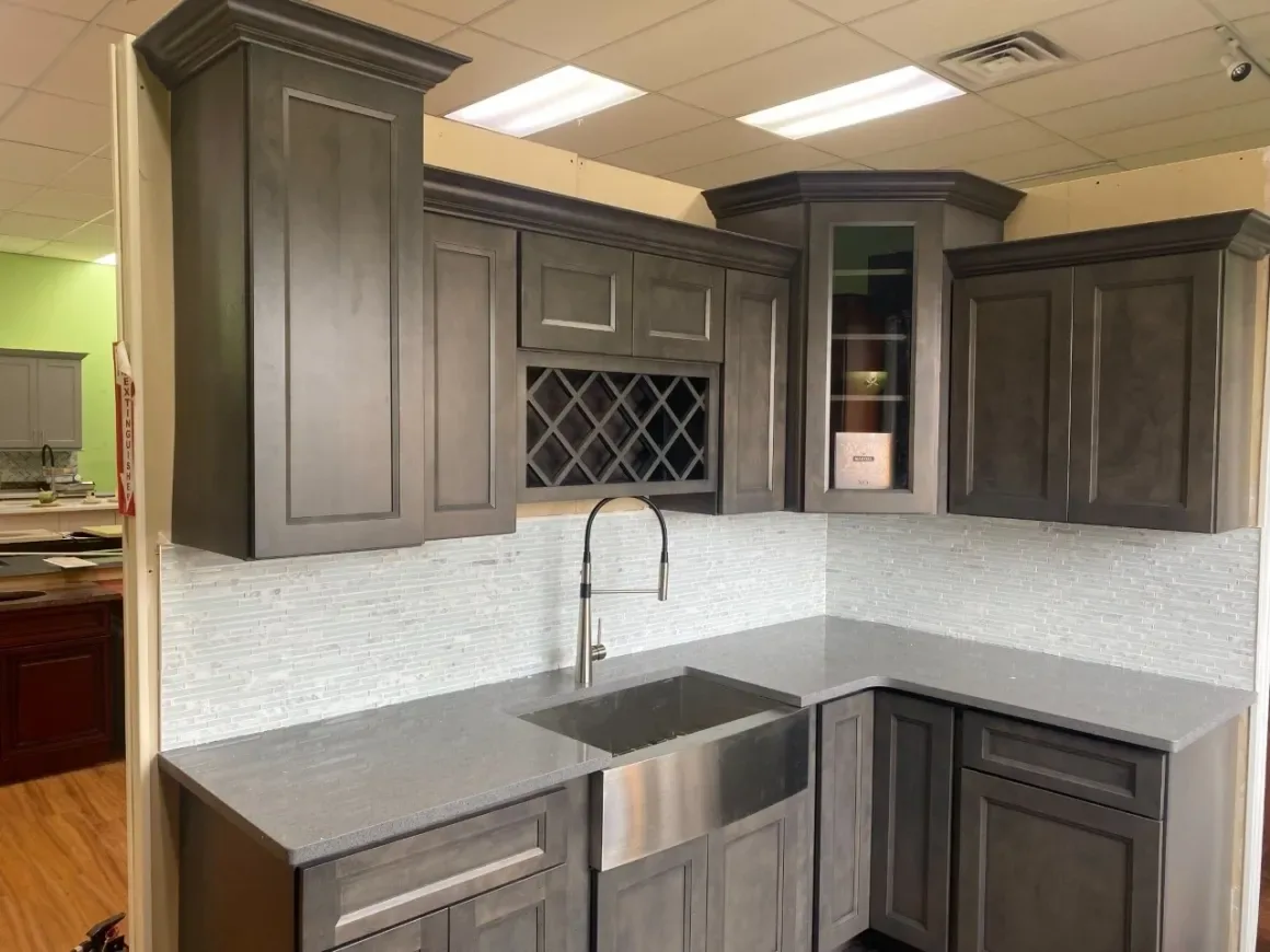 Kitchen cabinet inspiration photo 22